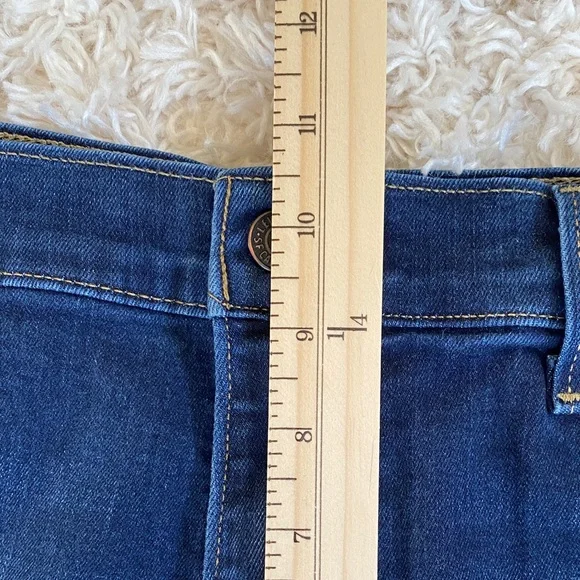 Levi's Indigo 505 Straight Leg Women's Jeans - Picture 7 of 10